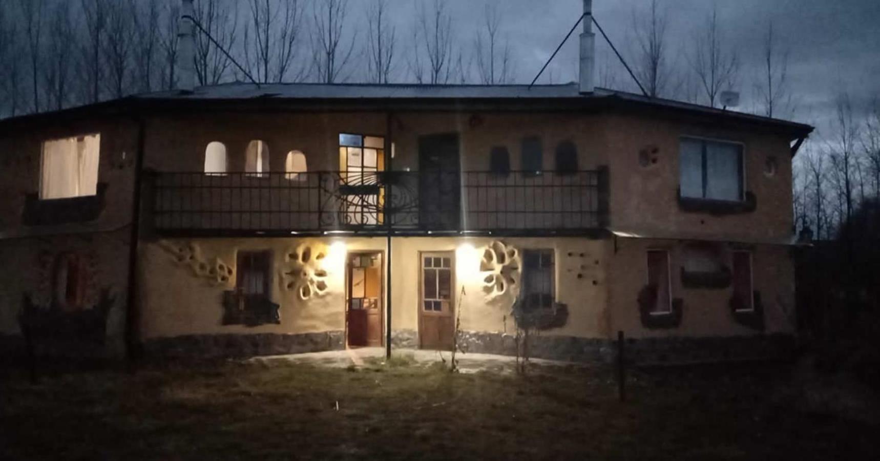 Arriba La Luna - Ecovilla Rural Trevelín 外观 照片